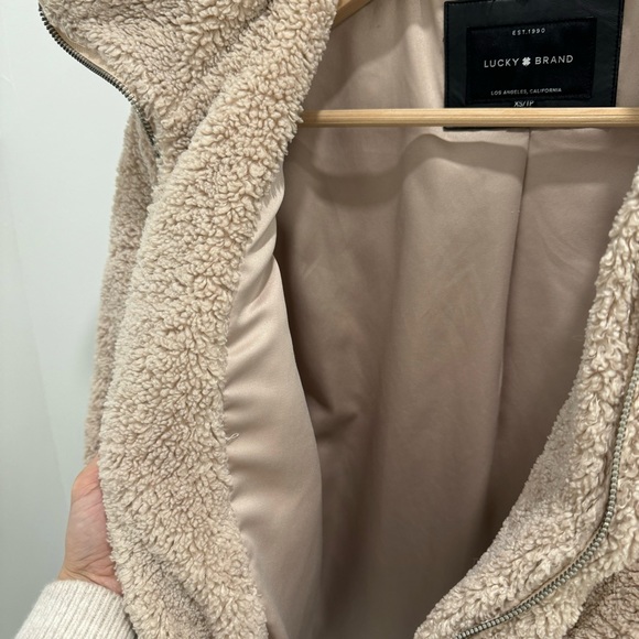 Lucky Brand Tan Teddy Zip Up Jacket - Size XS - Picture 15 of 15